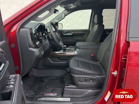 New 2026 Chevrolet Silverado 1500 LT Trail Boss w/ Convenience Package II image 3