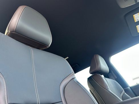 New 2026 Nissan Armada SL w/ Captain's Chari Seat Package image 15