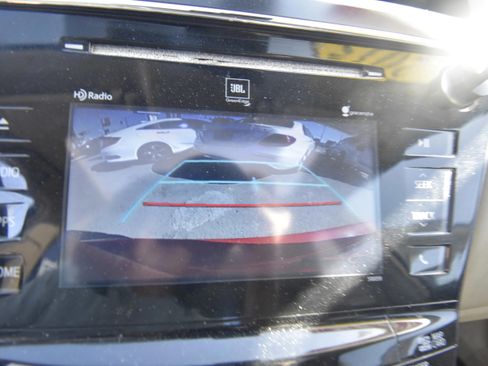 Used 2015 Toyota Prius V Five w/ Advanced Technology Package FWD image 16