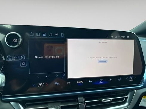 New 2026 Chevrolet Equinox EV LT FWD image 24