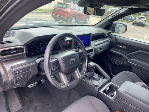 Used 2024 Toyota Tacoma TRD Sport RWD image 32
