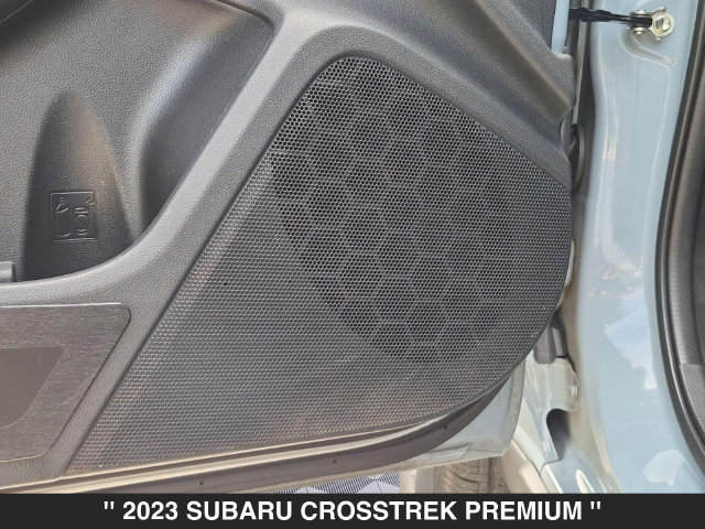 Used 2023 Subaru Crosstrek 2.0i Premium AWD/4WD image 12