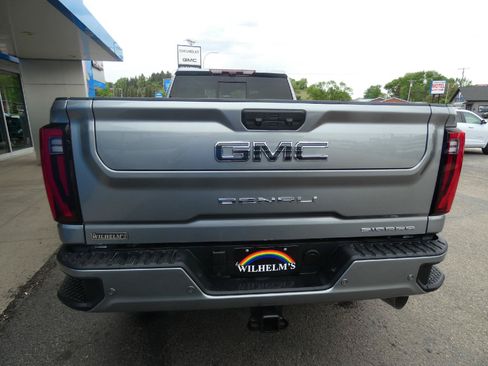 New 2026 GMC Sierra 3500 Denali Ultimate AWD/4WD image 4