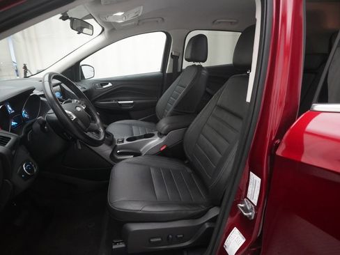 Used 2015 Ford Escape SE w/ Equipment Group 201A FWD image 7