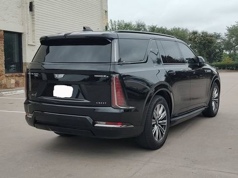 Used 2026 Cadillac Escalade IQL Sport 1 AWD/4WD image 3