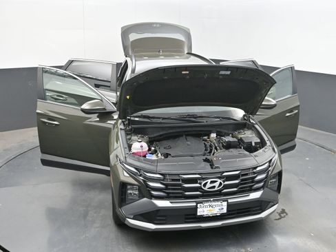 Used 2025 Hyundai Tucson SEL FWD image 37