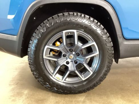 Used 2022 Rivian R1T Launch Edition AWD/4WD image 34