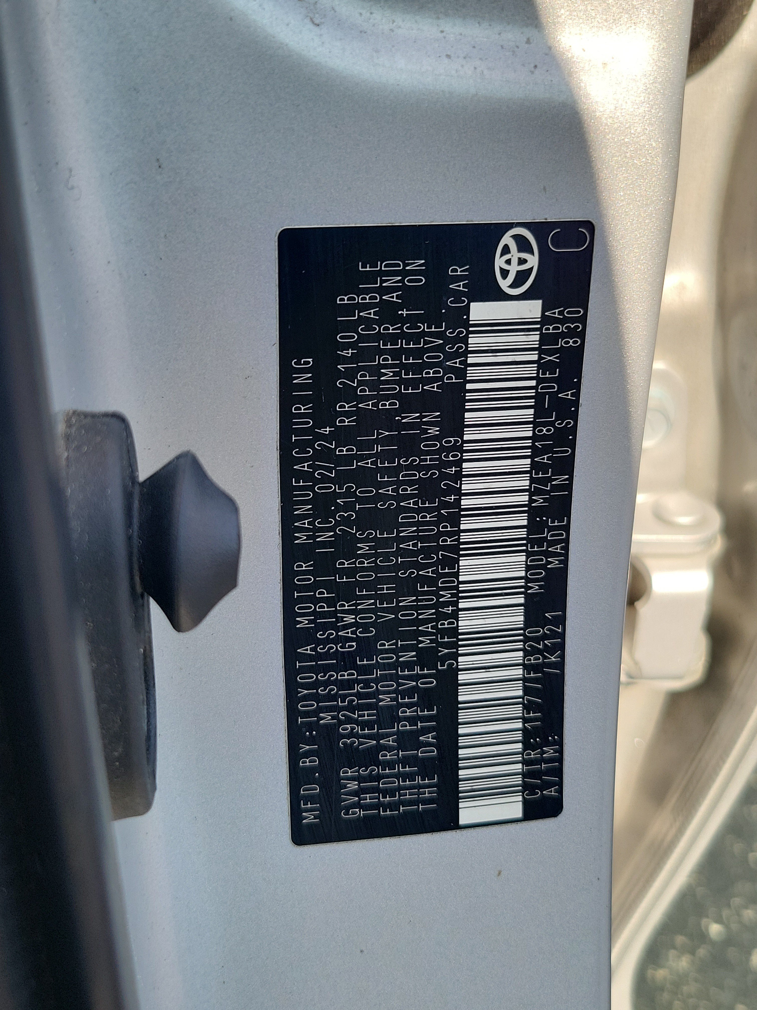 Used 2024 Toyota Corolla LE FWD image 31