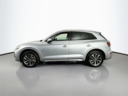 Used 2023 Audi Q5 2.0T Premium w/ Convenience Package AWD/4WD image 4