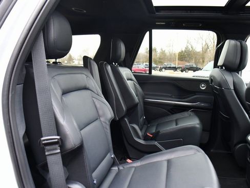 New 2026 Lincoln Navigator Reserve w/ Jet Appearance Package image 18