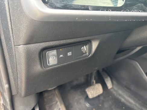 Used 2024 Honda Prologue EX image 17