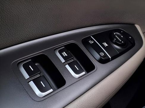 Used 2016 Kia Optima LX image 24