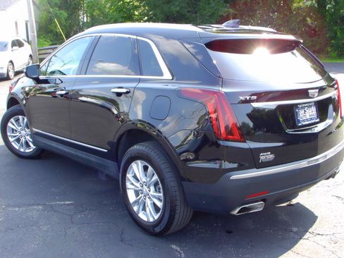 Used 2025 Cadillac XT5 Luxury w/ LPO, Floor Liner Package AWD/4WD image 4