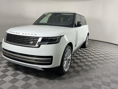 New 2026 Land Rover Range Rover Long Wheelbase SE image 1