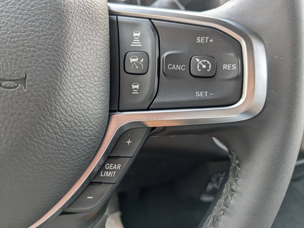 Used 2026 RAM 2500 Big Horn AWD/4WD image 20
