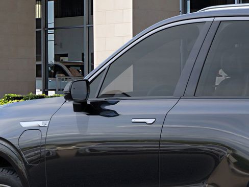 New 2026 Cadillac Vistiq Luxury image 12