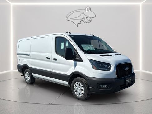 New 2026 Ford Transit 250 Low Roof RWD image 7