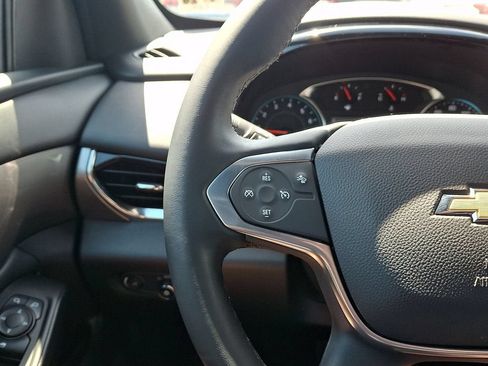 Certified 2023 Chevrolet Traverse LT FWD image 22