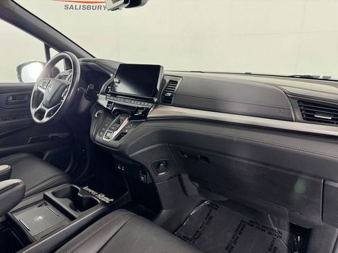 Used 2025 Honda Odyssey Sport-L image 45