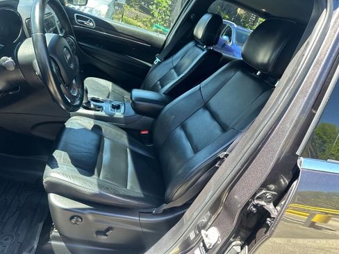 Used 2021 Jeep Grand Cherokee Limited AWD/4WD image 10