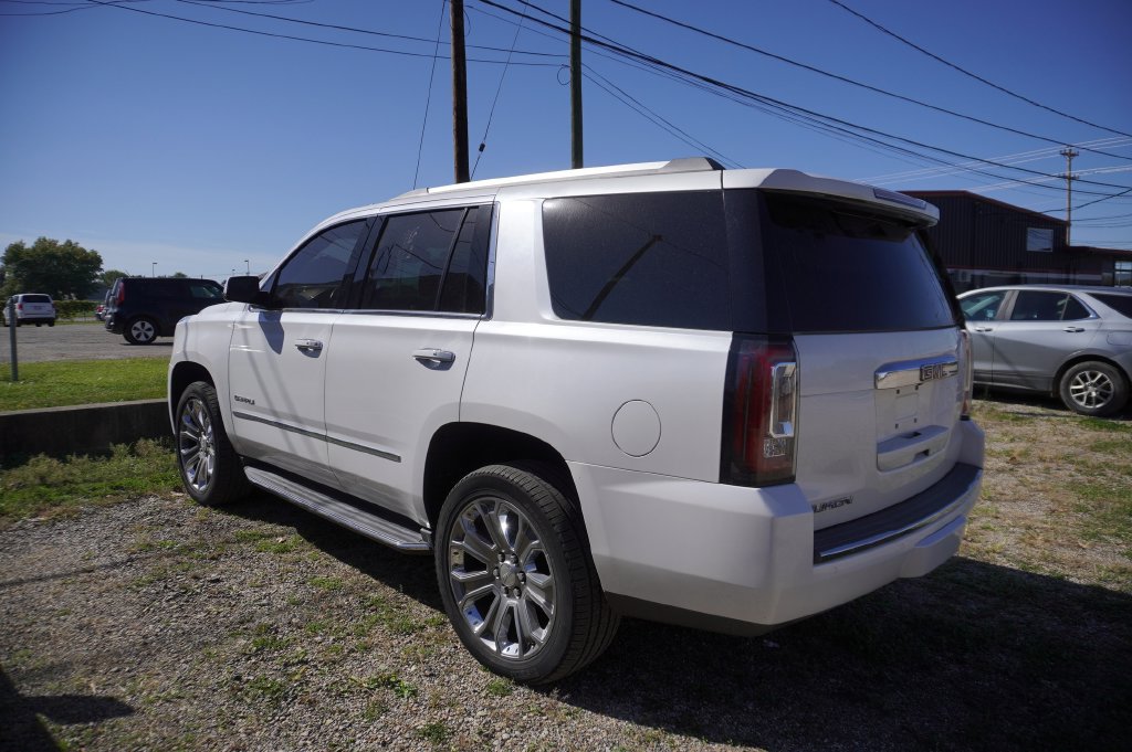 Used 2017 GMC Yukon Denali w/ Open Road Package AWD/4WD image 5