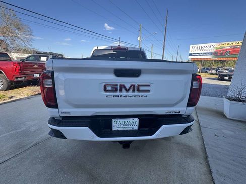 Used 2025 GMC Canyon AT4 w/ AT4 Premium Package image 6