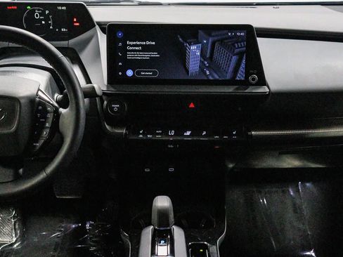 Certified 2026 Toyota Prius XLE FWD image 14