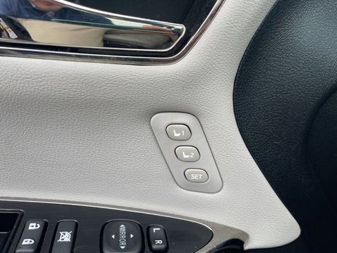 Used 2014 Toyota Avalon image 22