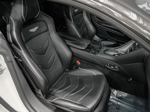 Used 2019 Aston Martin DBS Superleggera RWD image 23