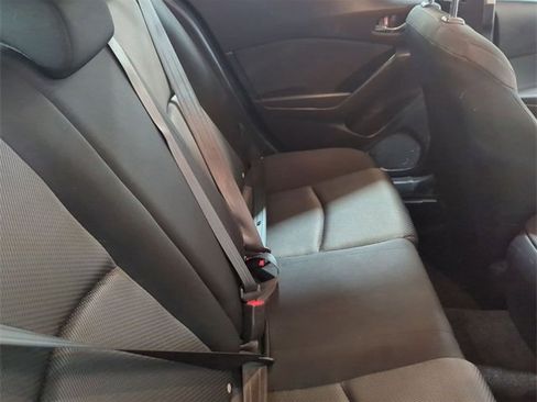 Used 2017 MAZDA MAZDA3 Sport image 23