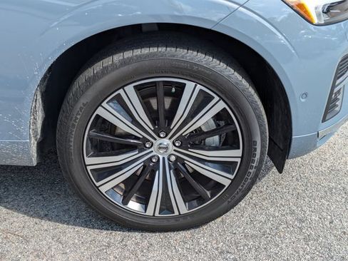 Used 2022 Volvo XC60 B6 Inscription w/ Advanced Package AWD/4WD image 14