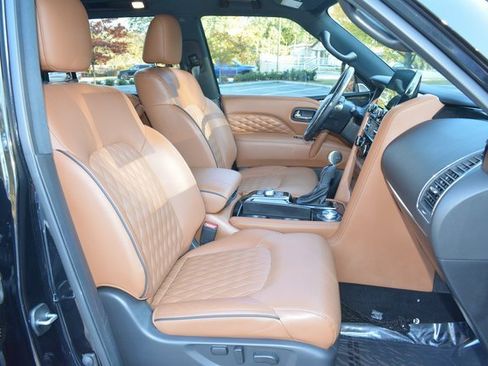 Used 2024 INFINITI QX80 Sensory image 20