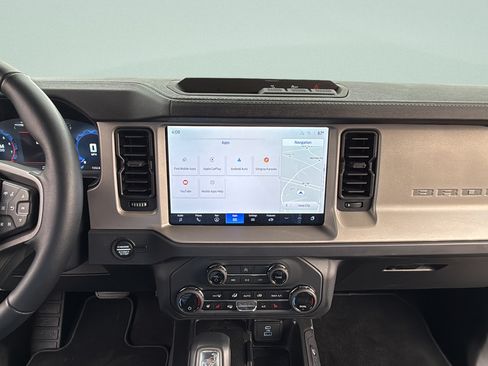 Certified 2025 Ford Bronco Outer Banks AWD/4WD image 20