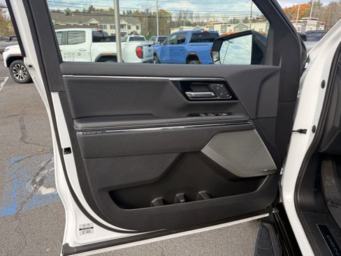 New 2025 GMC Sierra EV Denali image 10