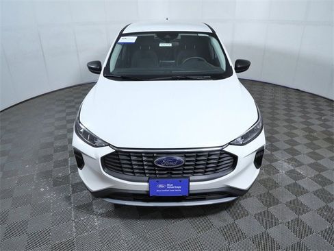 Certified 2023 Ford Escape Active image 3