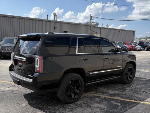Used 2020 GMC Yukon Denali w/ Enhanced Security Package image 6