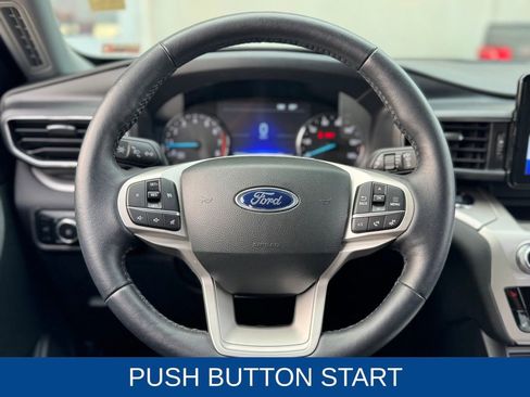 Used 2023 Ford Explorer XLT w/ Equipment Group 202A image 13