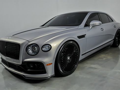 Used 2022 Bentley Flying Spur V8 AWD/4WD image 6