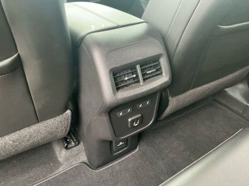 Used 2019 Chevrolet Equinox Premier image 35