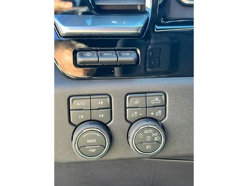 New 2026 Chevrolet Silverado 1500 High Country AWD/4WD image 13