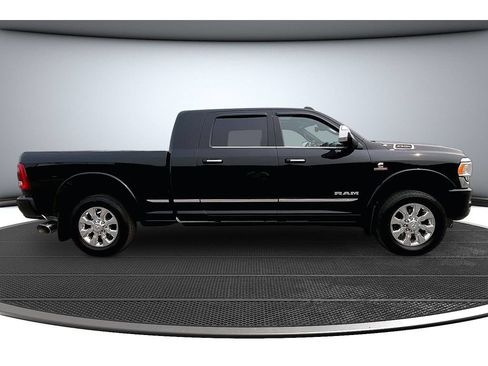 Used 2020 RAM 2500 Limited AWD/4WD image 15