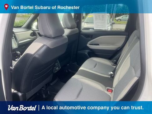 Certified 2025 Subaru Forester Premium AWD/4WD image 24