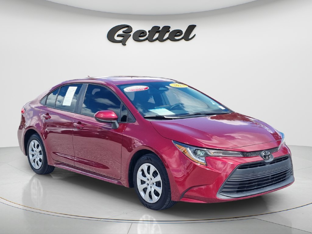 Certified 2024 Toyota Corolla LE FWD image 3
