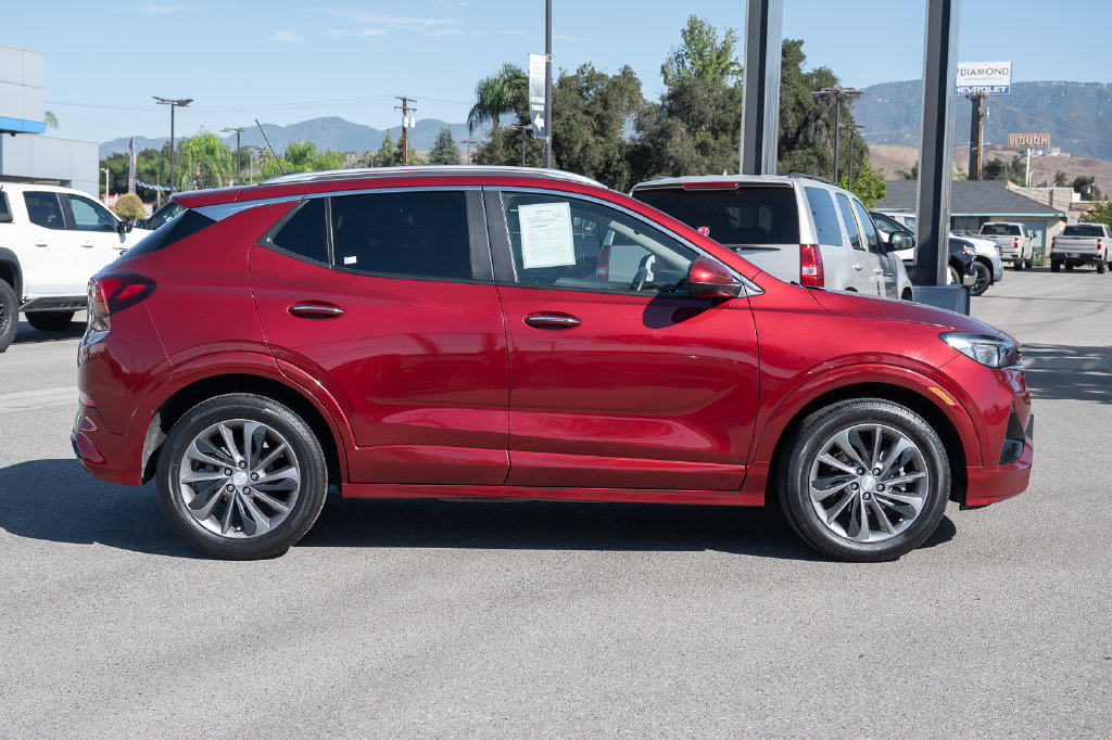 Used 2023 Buick Encore GX Select w/ Experience Buick Package FWD image 3