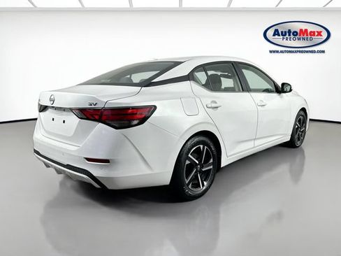Used 2024 Nissan Sentra SV FWD image 2