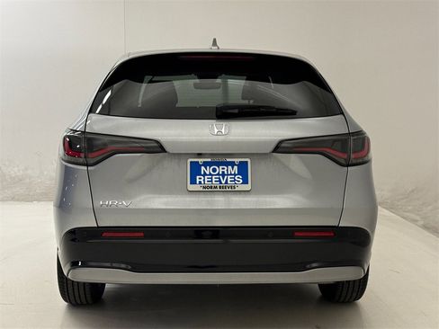 New 2026 Honda HR-V EX-L image 9