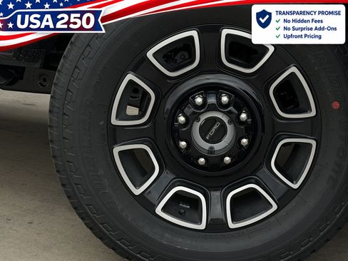 New 2026 Ford F350 Platinum w/ FX4 Off-Road Package AWD/4WD image 10