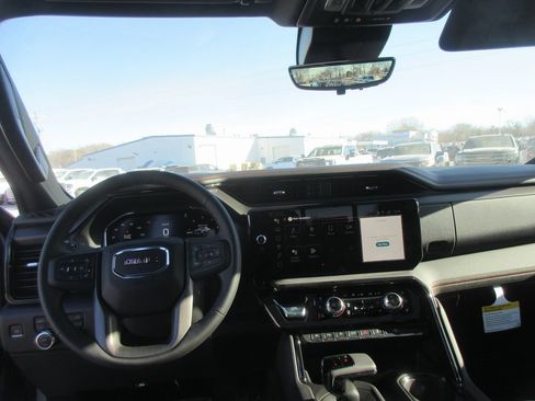 New 2026 GMC Sierra 1500 AT4 w/ AT4 Premium Package image 17