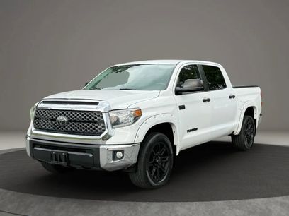 Used 2018 Toyota Tundra SR5 w/ SR5 Upgrade Package
