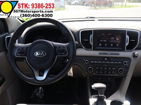 Used 2019 Kia Sportage LX w/ LX Popular Package AWD/4WD image 18